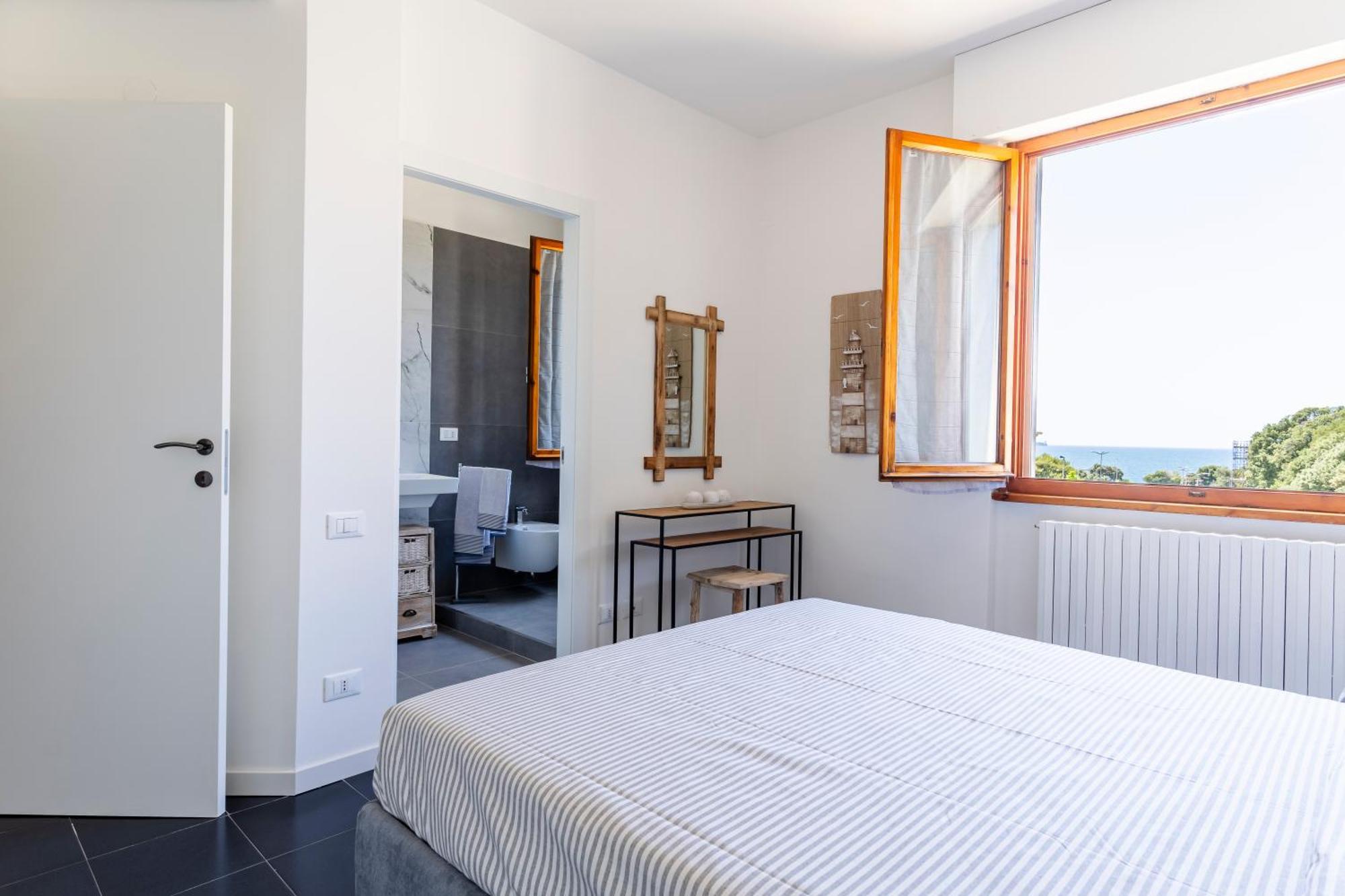 Livorno Sea View Flat W/ Balconies Near The Beach! Екстер'єр фото